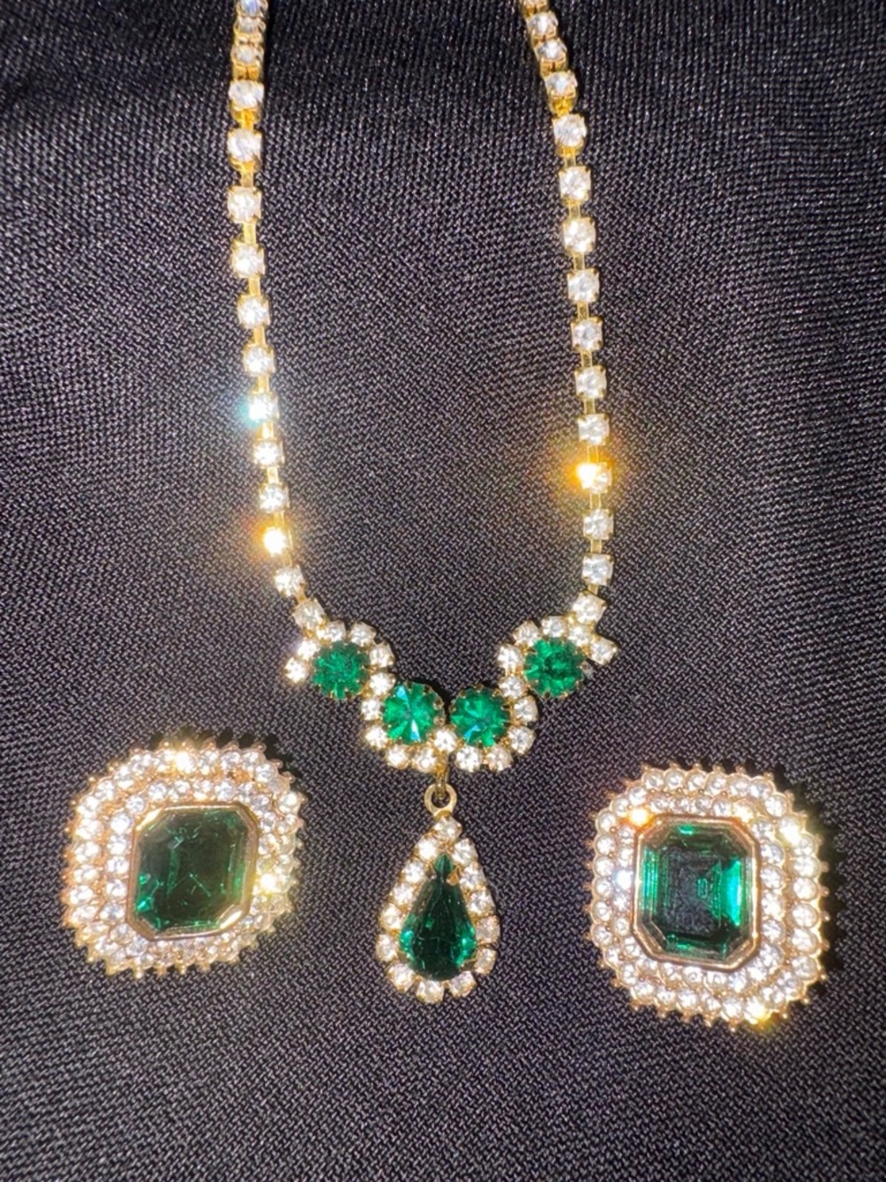 Vintage ROMAN Designer Faux Emerald & Rhinestone Parure Set - Signed - Elegant